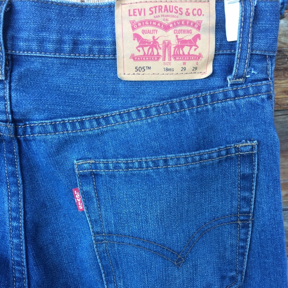 Levi Dark Wash 505 W29 x L29 - Picture 3 of 6